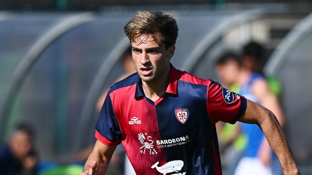 Cagliari La Partita Delle Prime Volte Per Il Rossobl Oristanio