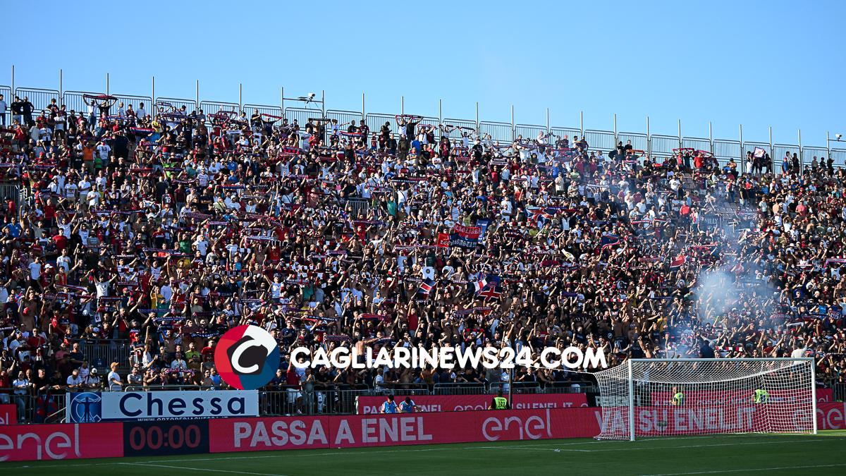 Tifosi Cagliari partita contro Como