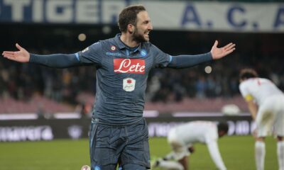 higuain esulta napoli febbraio 2015 ifa