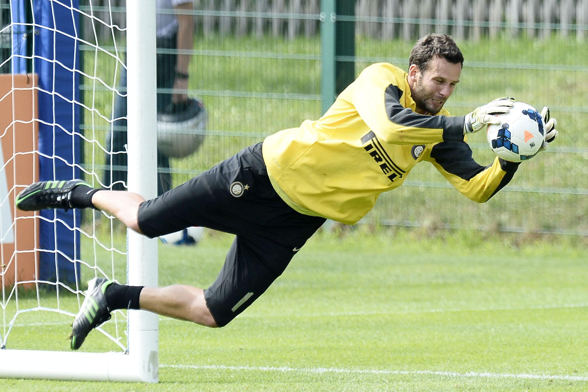 handanovic samir ritiro inter 2013 pinzolo tuffo allenamento ifa