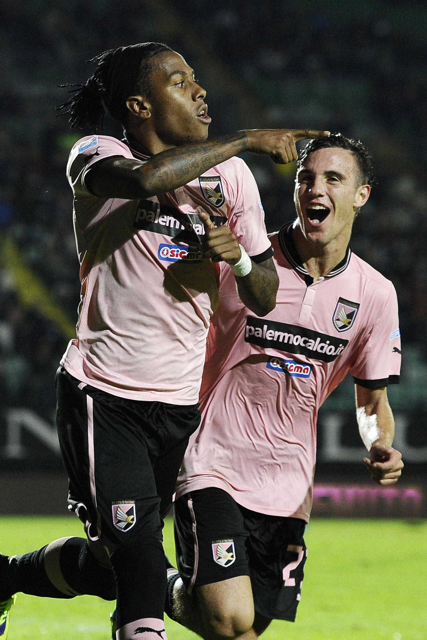 hernandez esulta palermo 2013 ifa