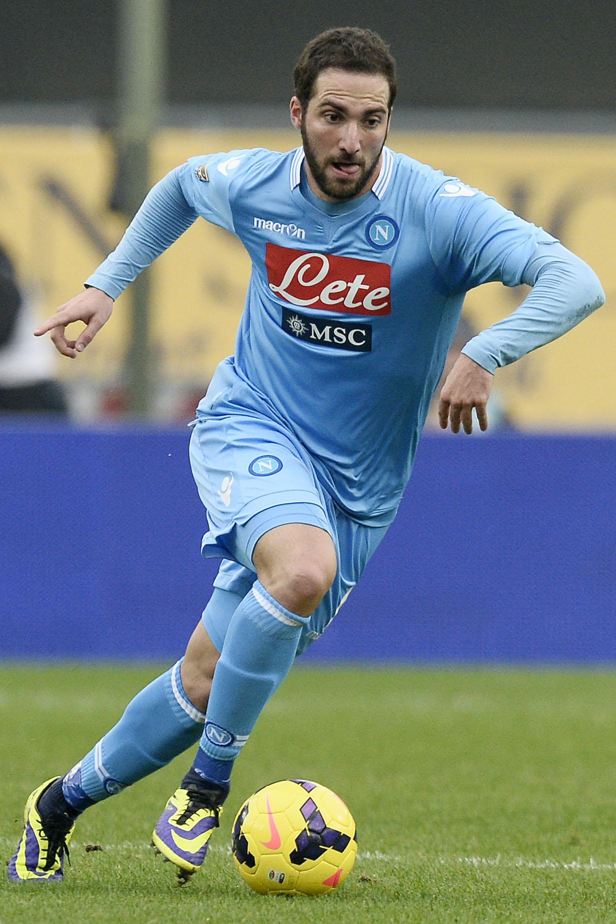 higuain azione napoli gennaio 2014 ifa