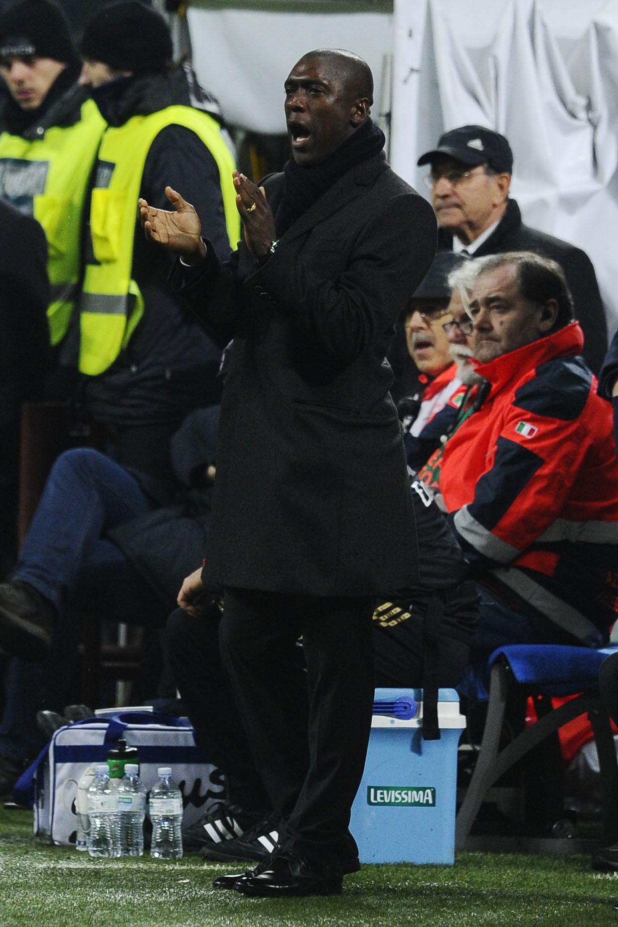 seedorf applaude milan gennaio 2014 ifa